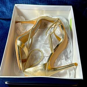 NWT | Gold Steve Madden heels - Sz 8.5